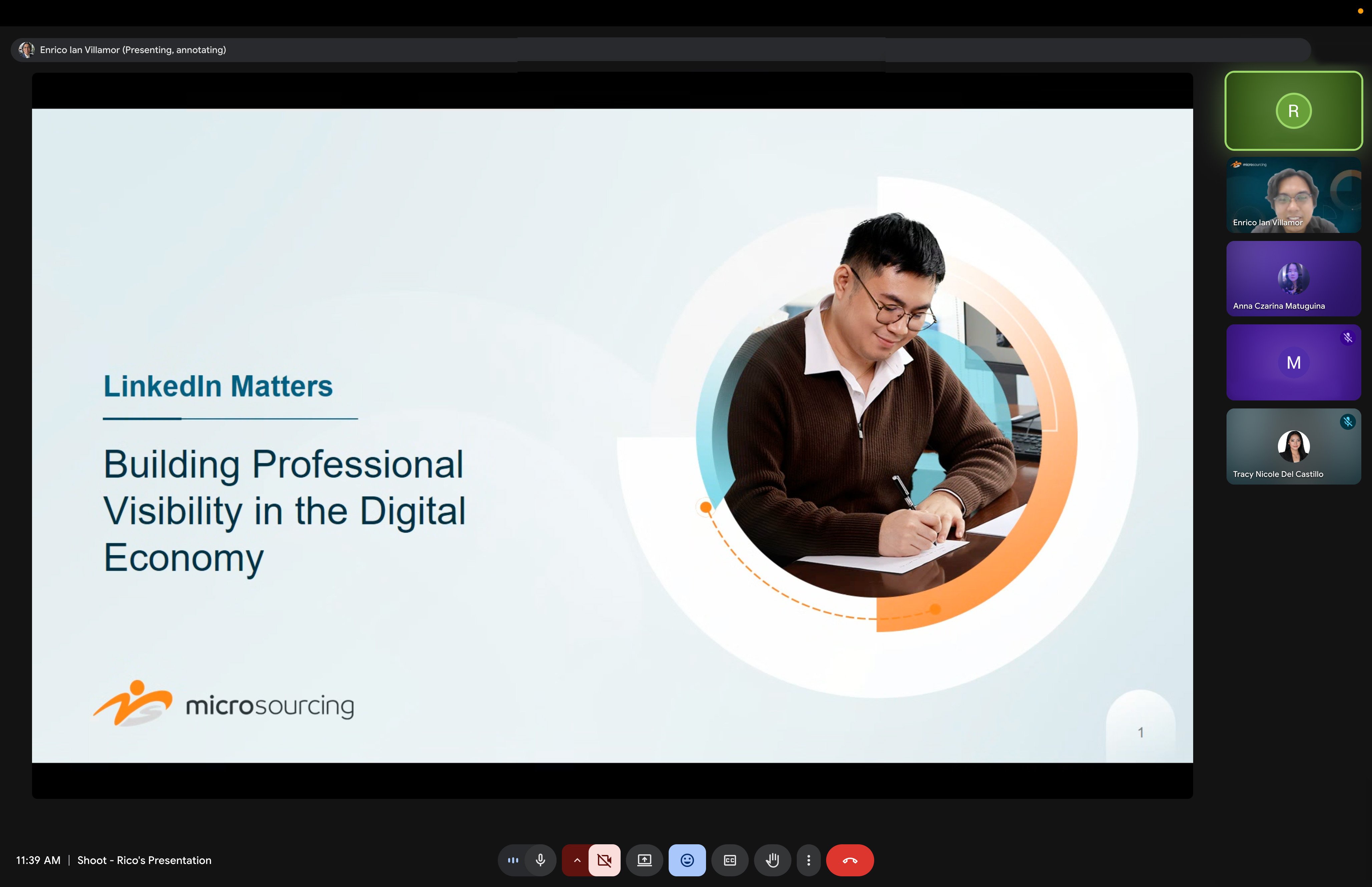 enrico ian villamor of microsourcing presenting about building professional visibility in the digital economy