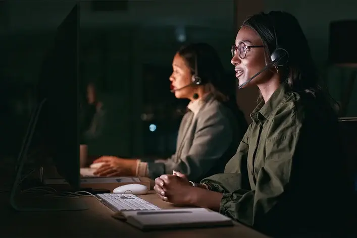 <span id=hs_cos_wrapper_name class=hs_cos_wrapper hs_cos_wrapper_meta_field hs_cos_wrapper_type_text style= data-hs-cos-general-type=meta_field data-hs-cos-type=text >Why 24/7 Customer Service Is Non-Negotiable for Businesses</span>